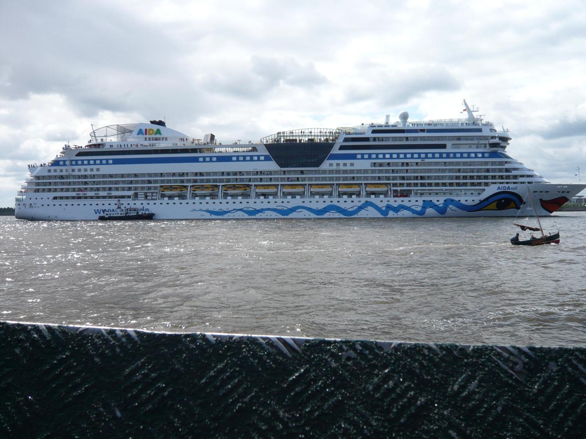 Hotel Senator Marina Wedel Exterior photo